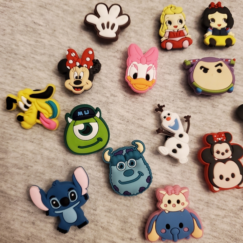 17 Pcs Disney Crocs Shoes Charms Jibbitz Mickey - Picture 3 of 5